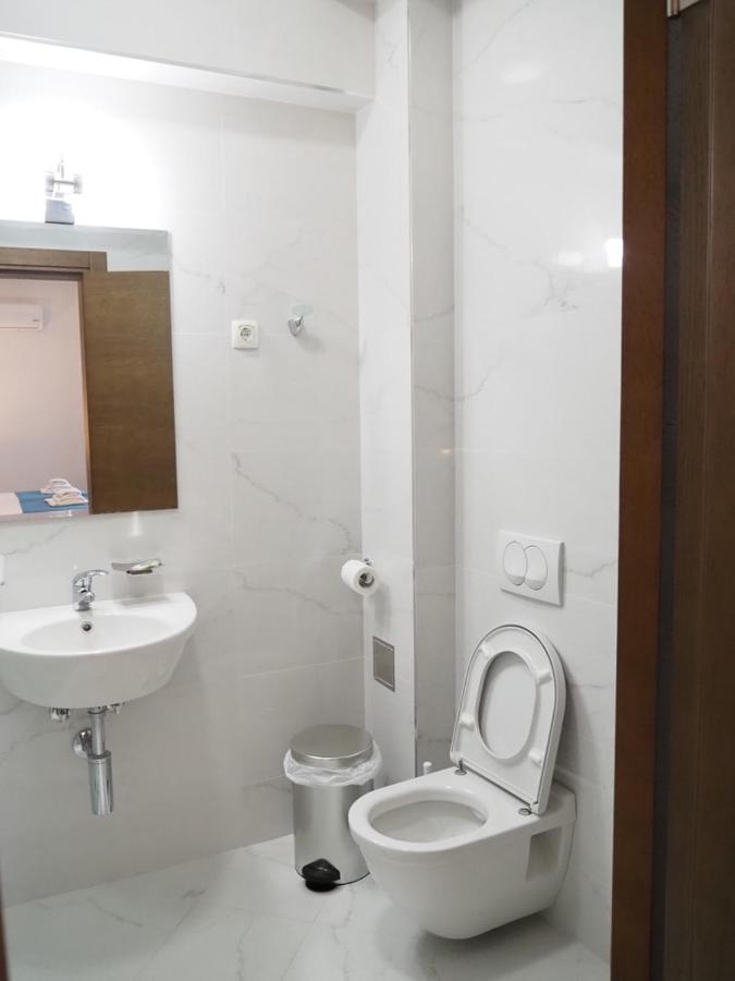 Urban Apartments Sutomore Exterior foto